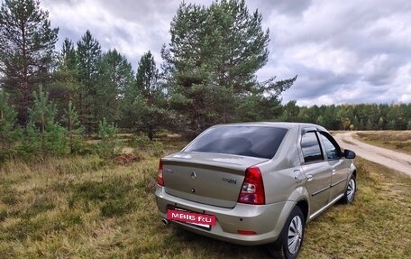 Renault Logan I, 2013 год, 400 000 рублей, 2 фотография