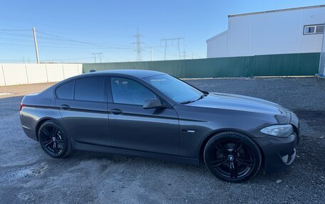 BMW 5 серия, 2012 год, 1 800 000 рублей, 3 фотография