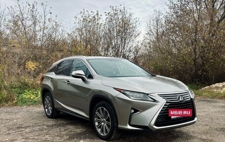 Lexus RX IV рестайлинг, 2017 год, 3 780 000 рублей, 2 фотография