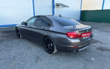 BMW 5 серия, 2012 год, 1 800 000 рублей, 4 фотография