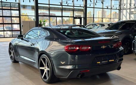 Chevrolet Camaro VI, 2021 год, 2 650 000 рублей, 6 фотография