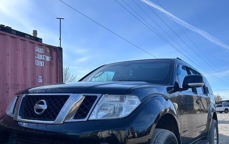 Nissan Pathfinder, 2010 год, 1 500 000 рублей, 2 фотография