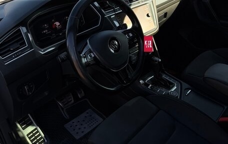 Volkswagen Tiguan II, 2020 год, 3 900 000 рублей, 4 фотография