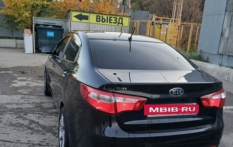 KIA Rio III рестайлинг, 2013 год, 850 000 рублей, 4 фотография