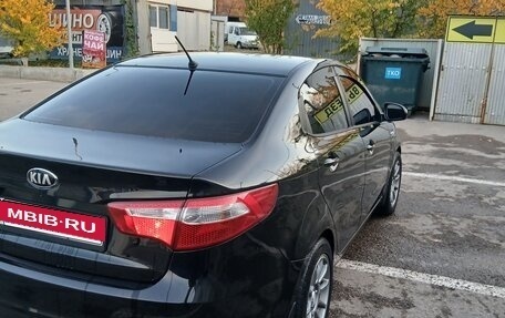 KIA Rio III рестайлинг, 2013 год, 850 000 рублей, 3 фотография