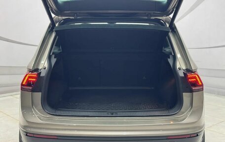 Volkswagen Tiguan II, 2019 год, 2 549 000 рублей, 9 фотография