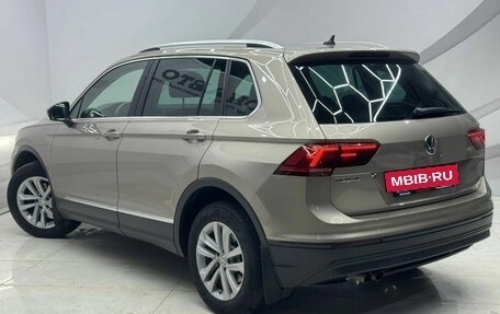 Volkswagen Tiguan II, 2019 год, 2 549 000 рублей, 7 фотография