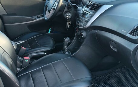 Hyundai Solaris II рестайлинг, 2014 год, 750 000 рублей, 14 фотография