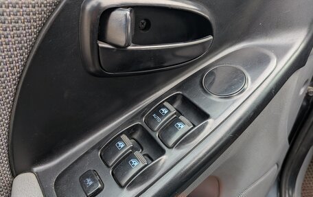 Hyundai Elantra III рестайлинг, 2008 год, 220 000 рублей, 13 фотография