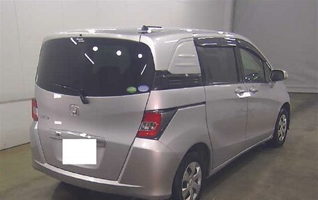 Honda Freed I, 2014 год, 710 000 рублей, 2 фотография