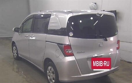 Honda Freed I, 2014 год, 710 000 рублей, 3 фотография