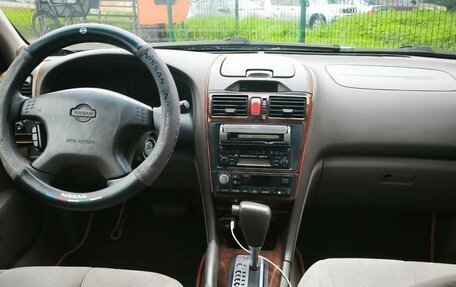 Nissan Maxima IV, 2002 год, 335 000 рублей, 4 фотография