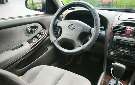 Nissan Maxima IV, 2002 год, 335 000 рублей, 6 фотография