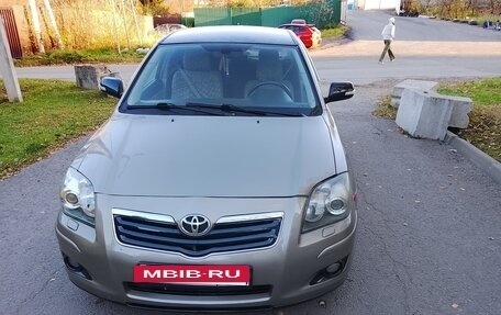 Toyota Avensis III рестайлинг, 2007 год, 610 000 рублей, 2 фотография