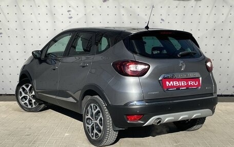 Renault Kaptur I рестайлинг, 2018 год, 1 565 000 рублей, 5 фотография