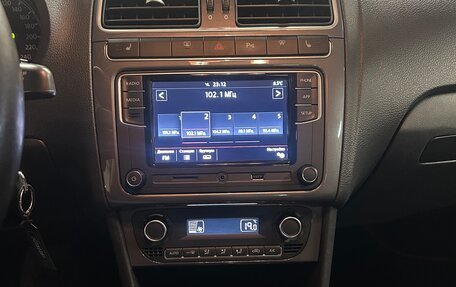 Volkswagen Polo VI (EU Market), 2018 год, 990 000 рублей, 9 фотография