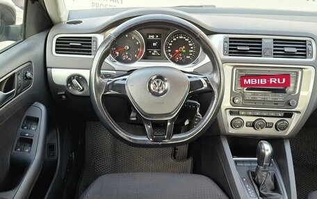 Volkswagen Jetta VII, 2018 год, 1 375 000 рублей, 10 фотография