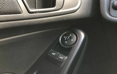 Ford Fiesta, 2015 год, 695 000 рублей, 17 фотография