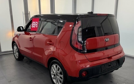 KIA Soul II рестайлинг, 2017 год, 2 050 000 рублей, 4 фотография