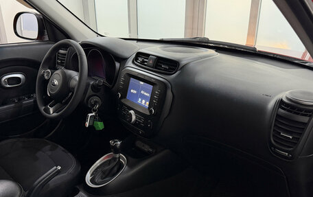 KIA Soul II рестайлинг, 2017 год, 2 050 000 рублей, 10 фотография