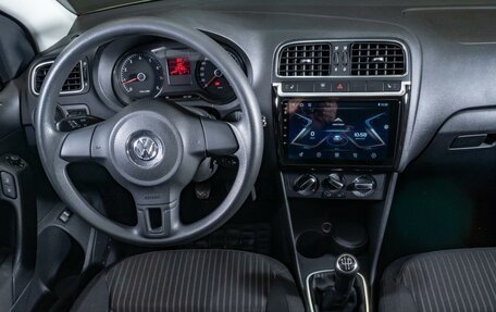 Volkswagen Polo VI (EU Market), 2010 год, 780 000 рублей, 6 фотография