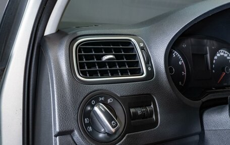 Volkswagen Polo VI (EU Market), 2010 год, 780 000 рублей, 15 фотография