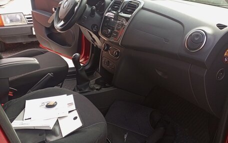 Renault Sandero II рестайлинг, 2016 год, 1 070 000 рублей, 12 фотография
