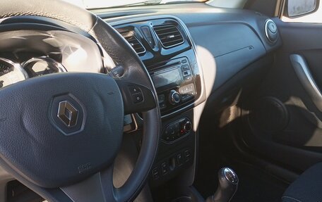Renault Sandero II рестайлинг, 2016 год, 1 070 000 рублей, 15 фотография