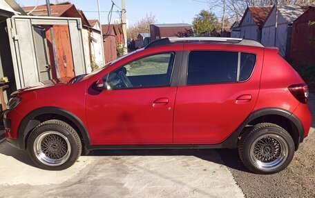 Renault Sandero II рестайлинг, 2016 год, 1 070 000 рублей, 26 фотография