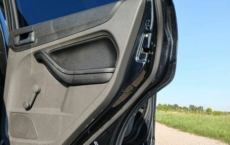 Ford Focus II рестайлинг, 2006 год, 320 000 рублей, 4 фотография