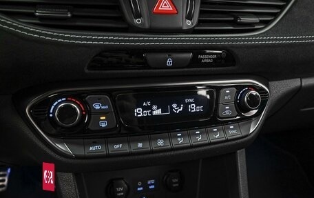 Hyundai i30 N, 2019 год, 2 229 000 рублей, 13 фотография