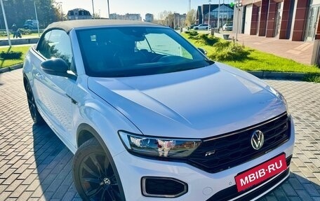 Volkswagen T-Roc I, 2021 год, 2 950 000 рублей, 1 фотография