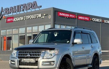 Mitsubishi Pajero IV рестайлинг 2, 2015 год, 2 299 000 рублей, 1 фотография