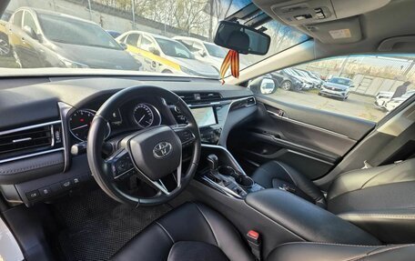 Toyota Camry, 2020 год, 2 380 000 рублей, 6 фотография