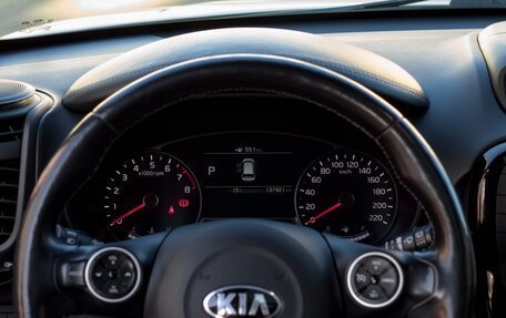 KIA Soul II рестайлинг, 2018 год, 2 000 000 рублей, 6 фотография