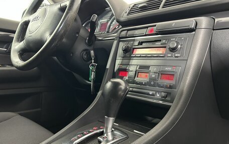 Audi A4, 2004 год, 400 000 рублей, 24 фотография
