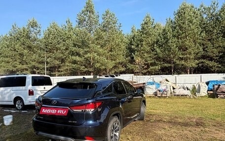 Lexus RX IV рестайлинг, 2020 год, 4 800 000 рублей, 6 фотография