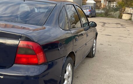 Opel Vectra B рестайлинг, 2000 год, 240 000 рублей, 5 фотография