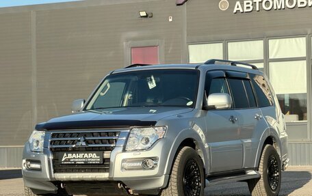 Mitsubishi Pajero IV рестайлинг 2, 2015 год, 2 299 000 рублей, 6 фотография