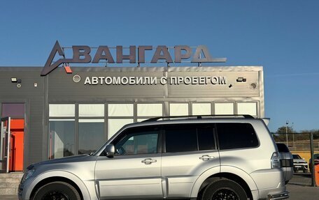 Mitsubishi Pajero IV рестайлинг 2, 2015 год, 2 299 000 рублей, 7 фотография