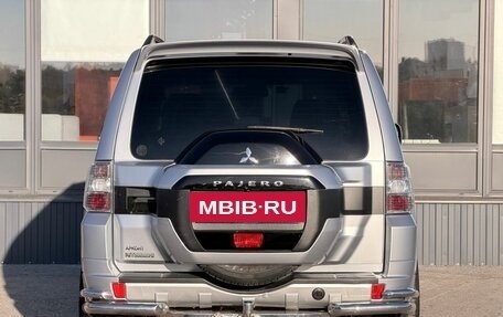 Mitsubishi Pajero IV рестайлинг 2, 2015 год, 2 299 000 рублей, 10 фотография