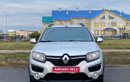 Renault Sandero II рестайлинг, 2015 год, 999 000 рублей, 2 фотография