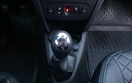 Renault Sandero II рестайлинг, 2015 год, 999 000 рублей, 16 фотография