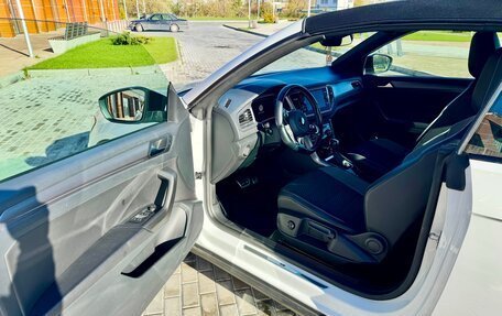 Volkswagen T-Roc I, 2021 год, 2 950 000 рублей, 11 фотография