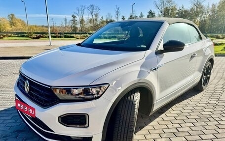 Volkswagen T-Roc I, 2021 год, 2 950 000 рублей, 3 фотография