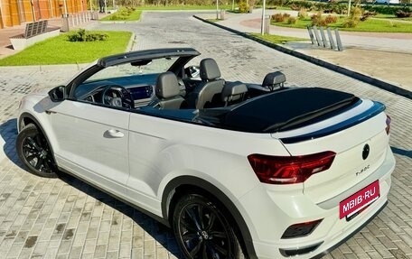 Volkswagen T-Roc I, 2021 год, 2 950 000 рублей, 29 фотография