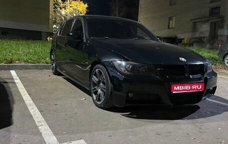 BMW 3 серия, 2006 год, 700 000 рублей, 1 фотография