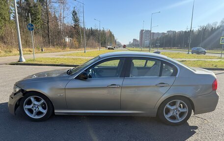 BMW 3 серия, 2011 год, 980 000 рублей, 3 фотография