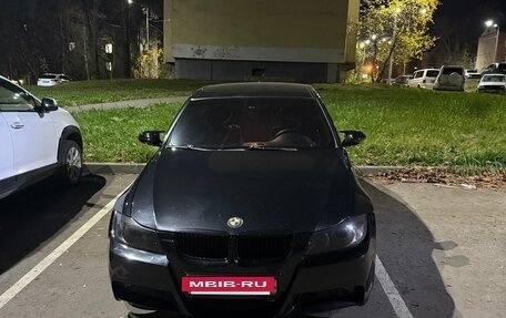 BMW 3 серия, 2006 год, 700 000 рублей, 3 фотография
