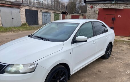 Skoda Rapid I, 2014 год, 900 000 рублей, 6 фотография